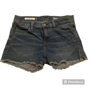 GAP size 27 denim jean cut off shorts Authentic Summer Shorts